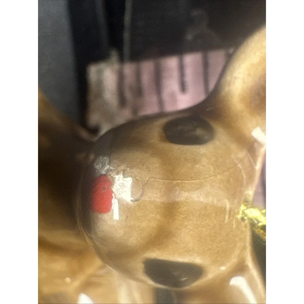 Old Hagen Renaker‎ Tiny Lying Fawn